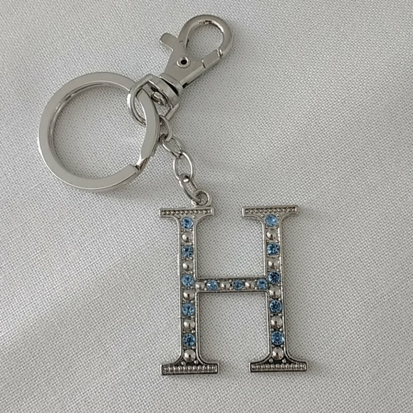 H keychain 4/$15.00 - Picture 2 of 4